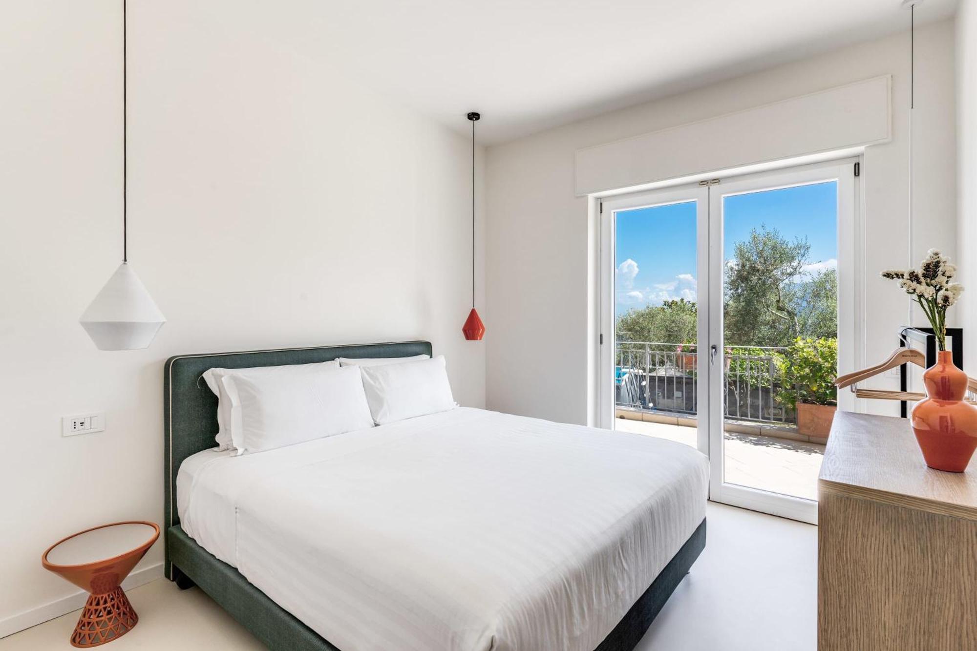 Villa Milena Modern Elegance Views And Guest Services سورينتو المظهر الخارجي الصورة